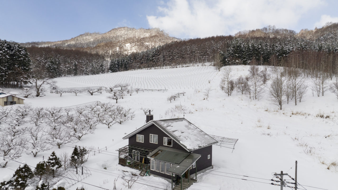 Niseko Realty Lake Toya Cottage 10