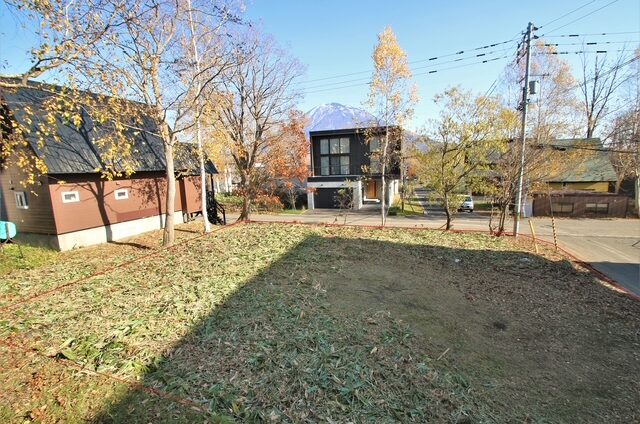 Niseko Realty Hirafu Lower Village Land 1